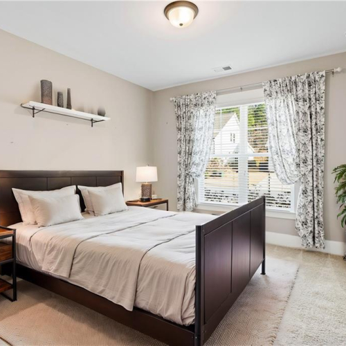 NHÀ ĐẸP NHƯ MỚI TẠI ALPHARETTA – KHÔNG THỂ BỎ LỠ! 